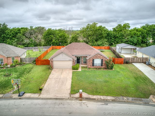 11226 S 274th East Avenue, Coweta, OK 74429
