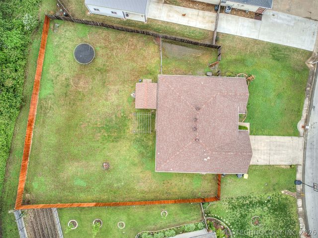 11226 S 274th East Avenue, Coweta, OK 74429