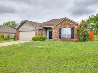 11226 S 274th East Avenue, Coweta, OK 74429