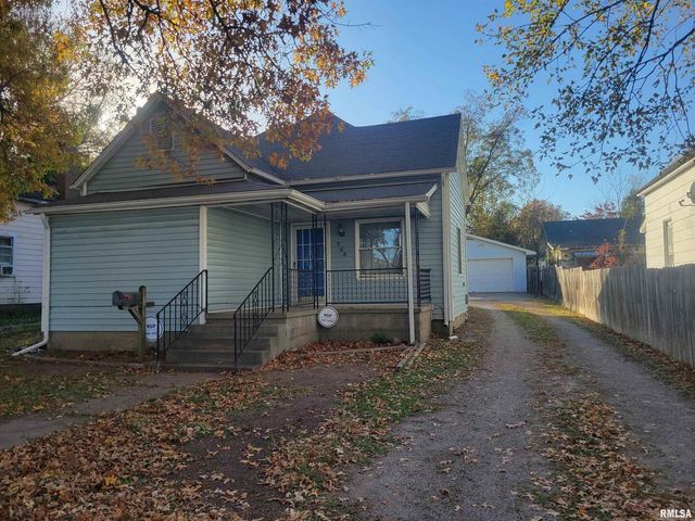 705 S 11th St Street, Herrin, IL 62948