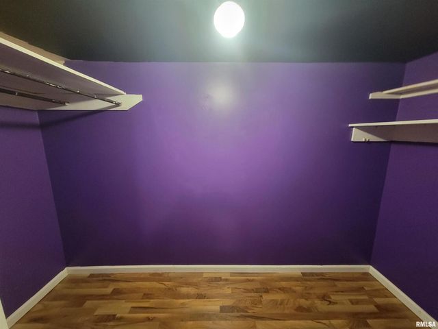 705 S 11th St Street, Herrin, IL 62948