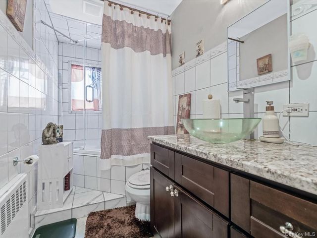 601 Chautauqua Avenue, West Hempstead, NY 11552