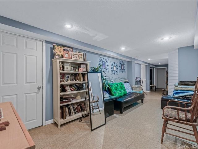 601 Chautauqua Avenue, West Hempstead, NY 11552