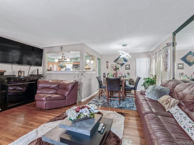 601 Chautauqua Avenue, West Hempstead, NY 11552