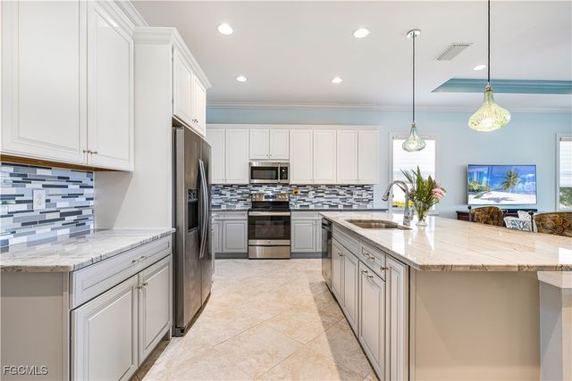 11611 Giulia DR, Fort Myers, FL 33913