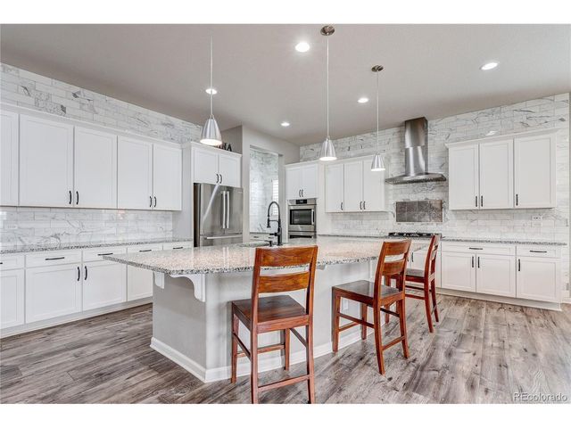 832 Sundown Way, Erie, CO 80516