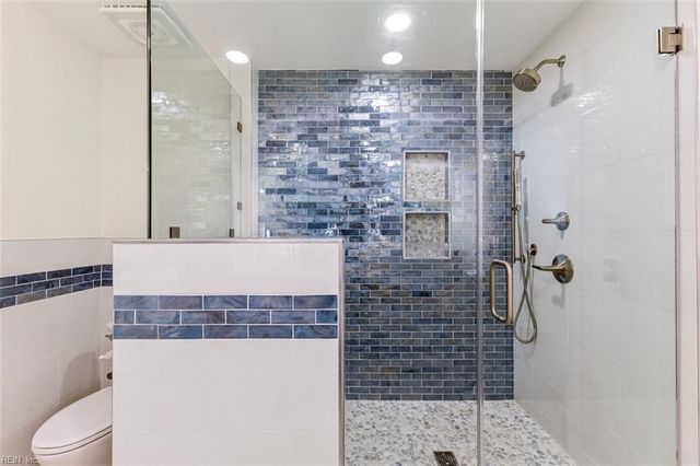 3944 Whispering Oaks PL, Virginia Beach, VA 23455