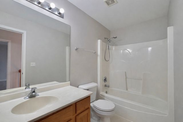 2310 Shiloh Drive, Aurora, IL 60503