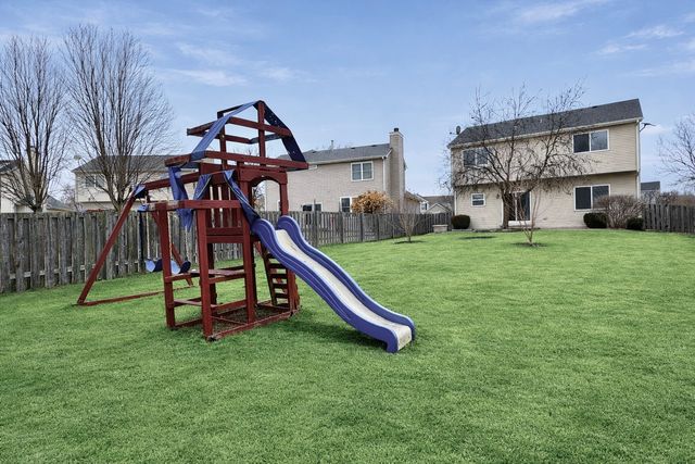 2310 Shiloh Drive, Aurora, IL 60503