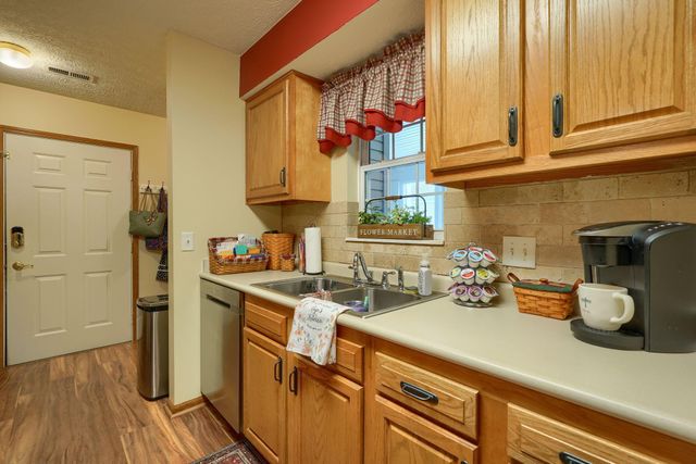 673 Kildow Court, Ashville, OH 43103