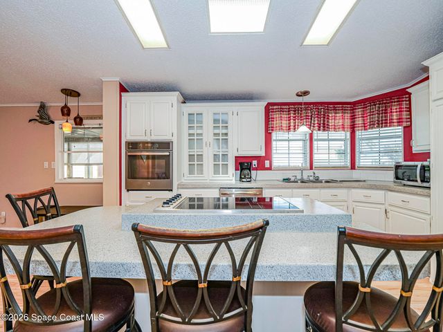 7566 Montauk Avenue U19, Micco, FL 32976