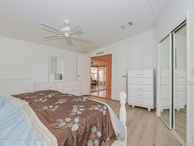 7566 Montauk Avenue U19, Micco, FL 32976