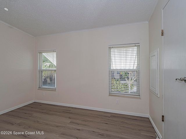 7566 Montauk Avenue U19, Micco, FL 32976