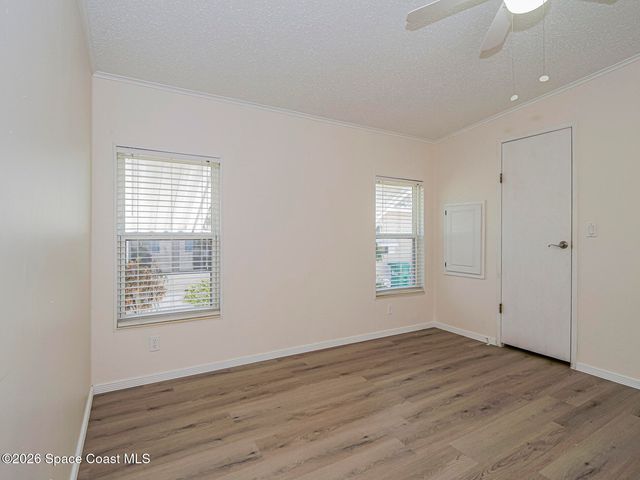 7566 Montauk Avenue U19, Micco, FL 32976