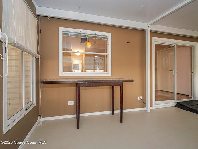 7566 Montauk Avenue U19, Micco, FL 32976