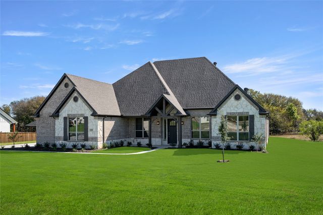 4240 Desert Gold Drive, Midlothian, TX 76065