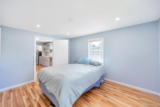 10 Harrison, Hicksville, NY 11801