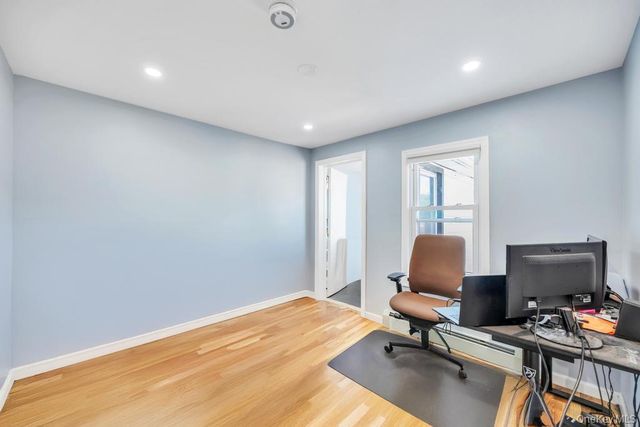 10 Harrison, Hicksville, NY 11801