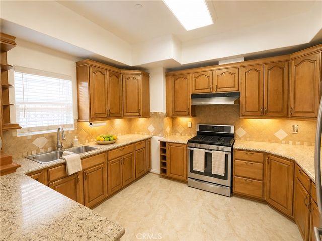 2318 N Fairview Street 101, Burbank, CA 91504