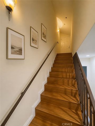 2318 N Fairview Street 101, Burbank, CA 91504