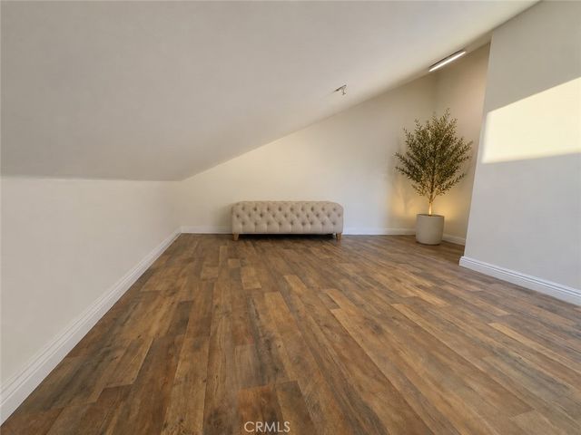 2318 N Fairview Street 101, Burbank, CA 91504