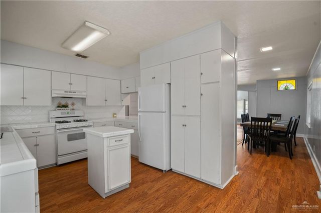 222 W Filmore Avenue, Harlingen, TX 78550