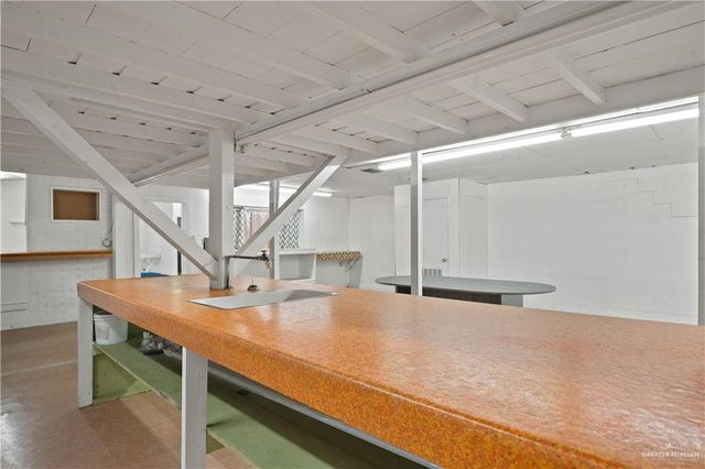 222 W Filmore Avenue, Harlingen, TX 78550