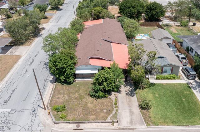 222 W Filmore Avenue, Harlingen, TX 78550