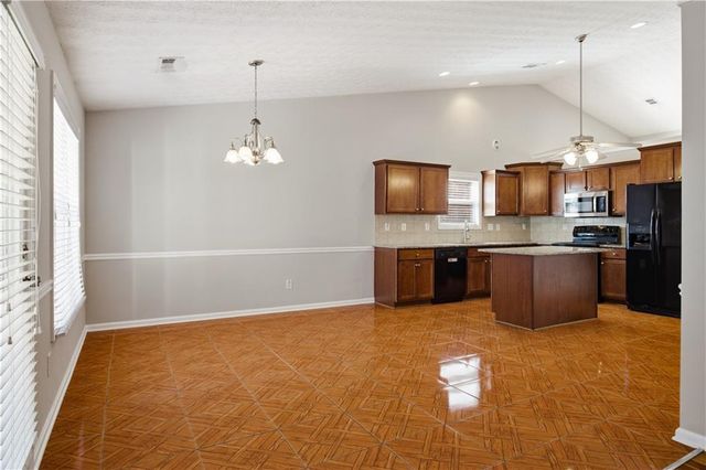 1159 Simonton Glen Way, Lawrenceville, GA 30045