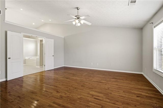 1159 Simonton Glen Way, Lawrenceville, GA 30045