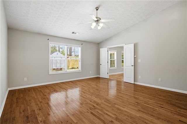 1159 Simonton Glen Way, Lawrenceville, GA 30045