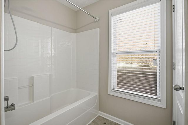 1159 Simonton Glen Way, Lawrenceville, GA 30045