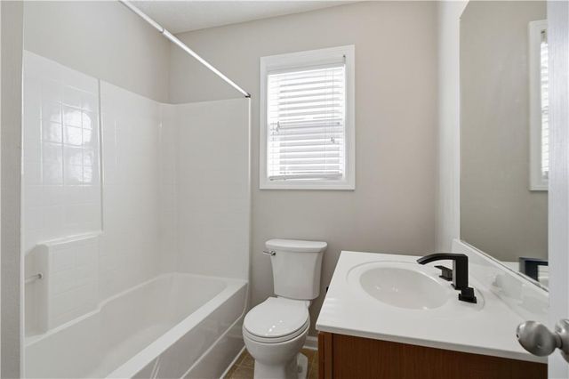 1159 Simonton Glen Way, Lawrenceville, GA 30045