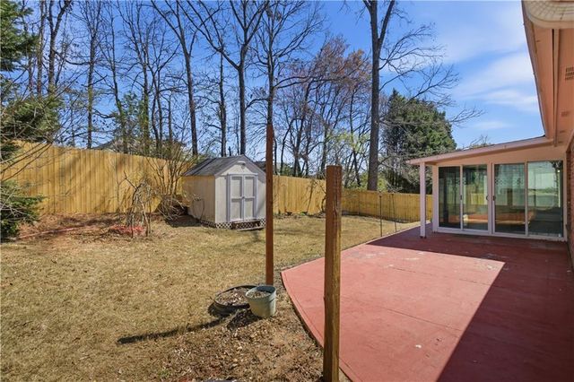 1159 Simonton Glen Way, Lawrenceville, GA 30045