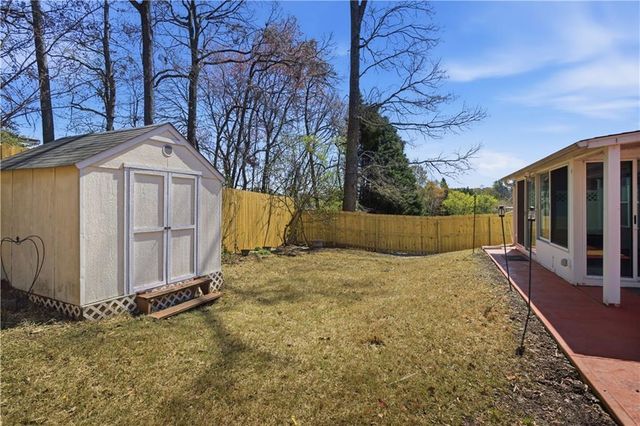 1159 Simonton Glen Way, Lawrenceville, GA 30045