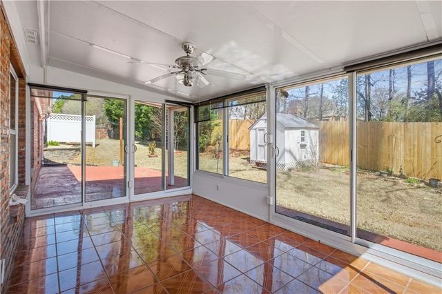 1159 Simonton Glen Way, Lawrenceville, GA 30045