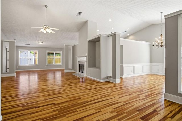 1159 Simonton Glen Way, Lawrenceville, GA 30045