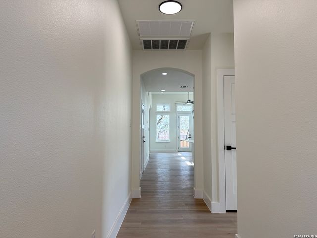 2835 Moncayo, San Antonio, TX 78232