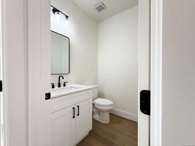 2835 Moncayo, San Antonio, TX 78232