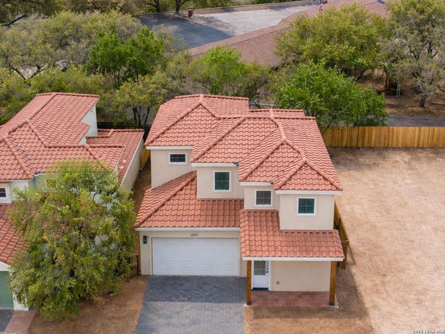 2835 Moncayo, San Antonio, TX 78232