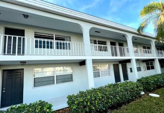 690 Kingsbridge Street 13, Boca Raton, FL 33487