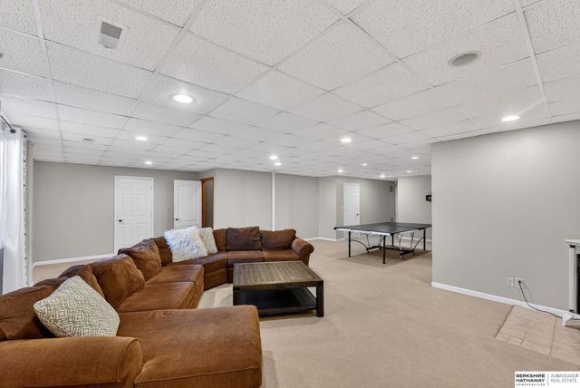 12107 N 161st Street, Bennington, NE 68007