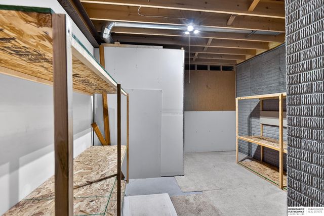 12107 N 161st Street, Bennington, NE 68007