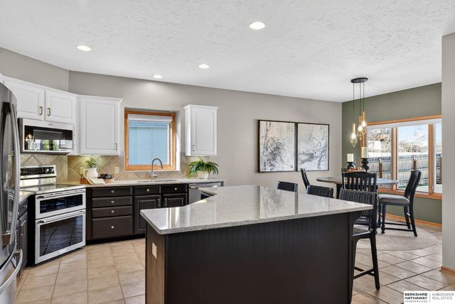 12107 N 161st Street, Bennington, NE 68007