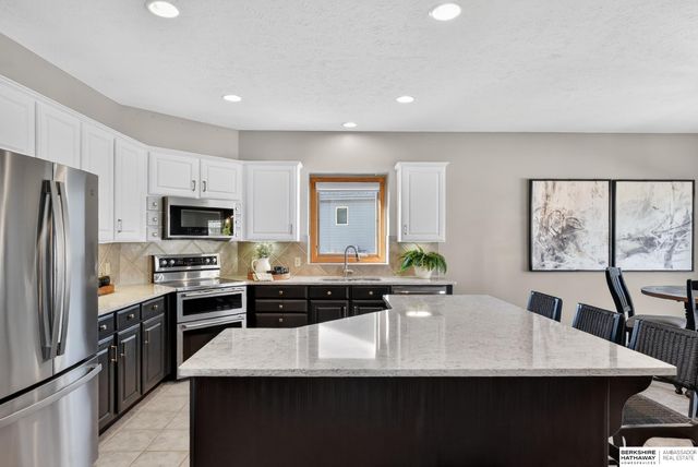 12107 N 161st Street, Bennington, NE 68007