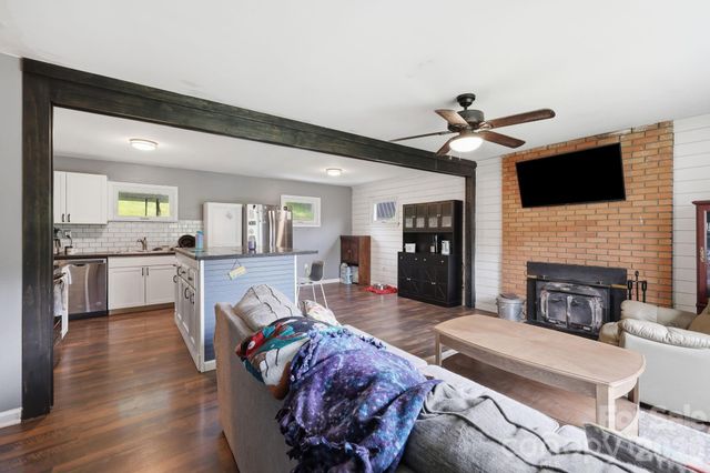 2034 Pisgah Drive, Canton, NC 28716
