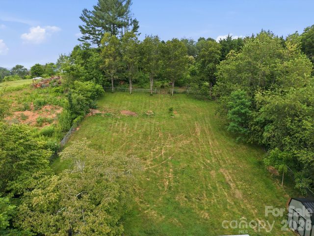 2034 Pisgah Drive, Canton, NC 28716
