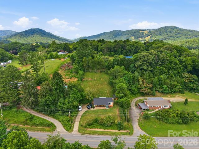2034 Pisgah Drive, Canton, NC 28716