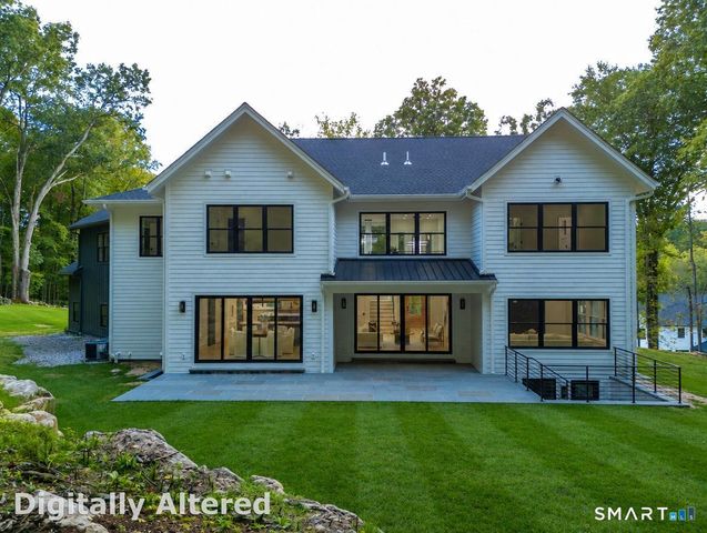 108 Old Farm Road, Weston, CT 06825