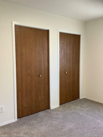 8468 Beatrice, Westland, MI 48185